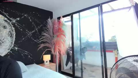 LiamDeep online show from 12-14-25, 08:46