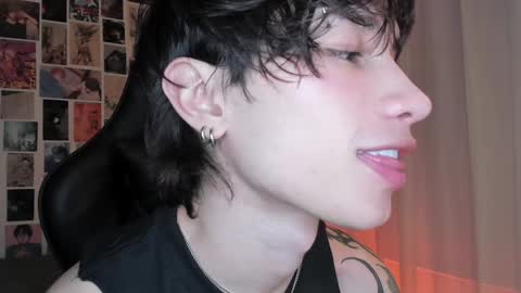 Liam online show from 12-19-24, 06:23