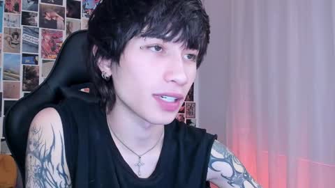 Liam online show from 01-06-25, 05:52