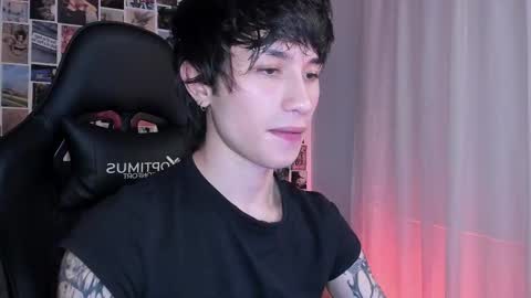 Liam online show from 03-06-25, 09:36