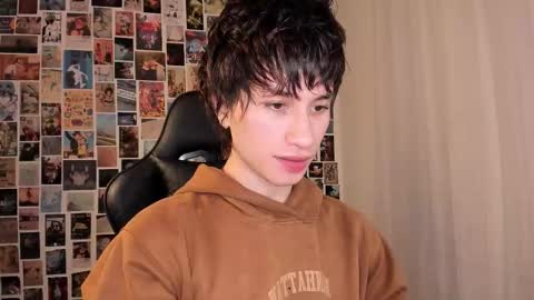 Liam online show from 03-18-26, 05:21