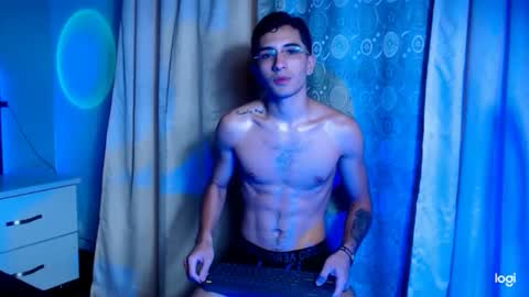 Liamjonness online show from 10-22-25, 03:07
