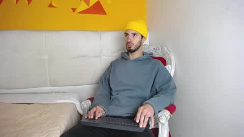 LiamLuxe online show from 01-02-25, 12:03