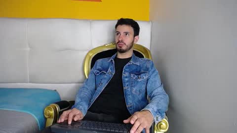 LiamLuxe online show from 09-17-25, 01:24
