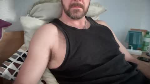 Snapshot of liamnilod chatting on 11-08-25, 06:57 Chris online show from 11-08-25, 06:57