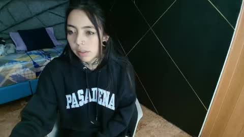 L I A M O N R O E online show from 11-06-25, 12:28