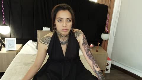 L I A M O N R O E online show from 04-22-26, 12:18