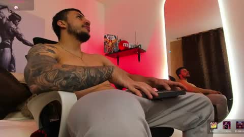 Snapshot of liamreigns_ chatting on 07-02-26, 05:02 liam online show from 07-02-26, 05:02