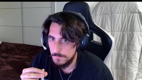 liamriddley online show from 10-15-25, 03:56