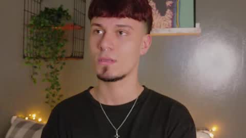 Snapshot of liamthunder05_ chatting on 10-03-25, 08:28 Liam Thunder online show from 10-03-25, 08:28