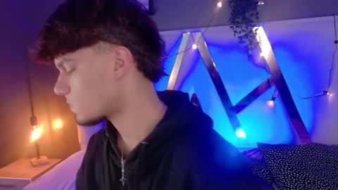 Snapshot of liamthunder05_ chatting on 11-19-25, 03:06 Liam Thunder online show from 11-19-25, 03:06