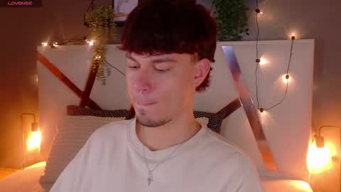 Snapshot of liamthunder05_ chatting on 11-25-25, 02:55 Liam Thunder online show from 11-25-25, 02:55