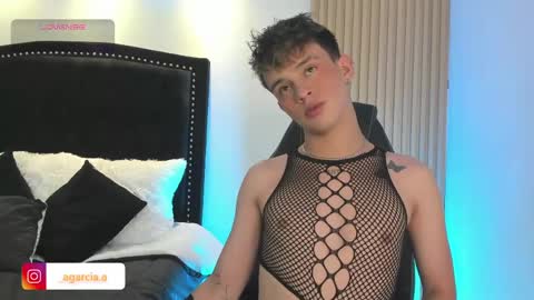 liam online show from 05-19-26, 04:30