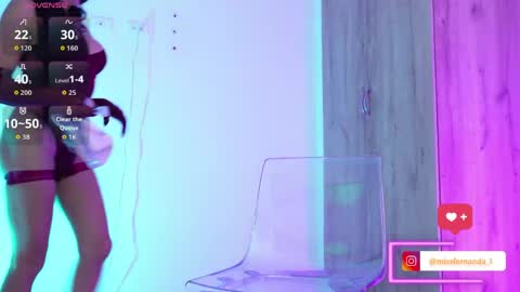 Snapshot of lian_karther1 chatting on 06-07-26, 02:27 missfernanda X online show from 06-07-26, 02:27