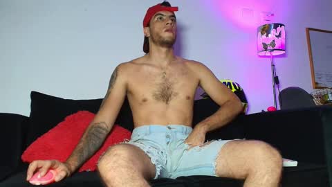 Lian Oconner online show from 11-02-25, 10:34