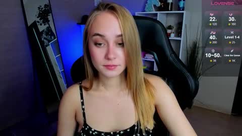 Liana online show from 10-12-25, 02:10