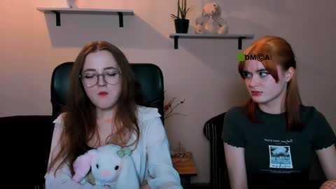 Snapshot of liana_kisses chatting on 12-21-24, 02:52 Little Liana  online show from 12-21-24, 02:52