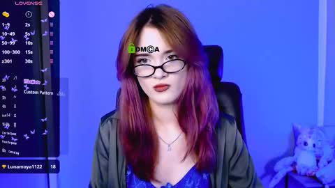 Snapshot of liana_kisses chatting on 09-25-25, 07:50 Little Liana  online show from 09-25-25, 07:50