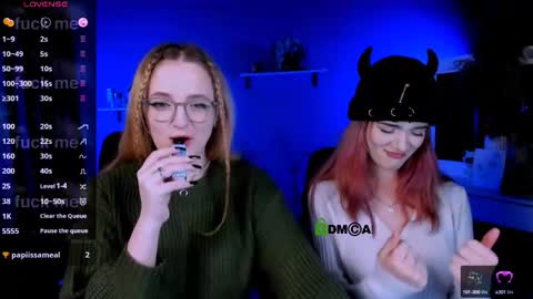 Snapshot of liana_kisses chatting on 10-03-25, 07:22 Little Liana  online show from 10-03-25, 07:22