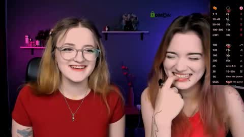 Snapshot of liana_kisses chatting on 10-15-25, 09:20 Little Liana  online show from 10-15-25, 09:20