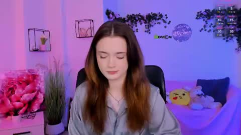 Little Liana  online show from 06-30-26, 06:42