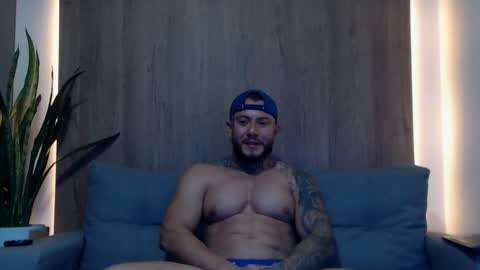 lianjones9 online show from 02-06-25, 02:55