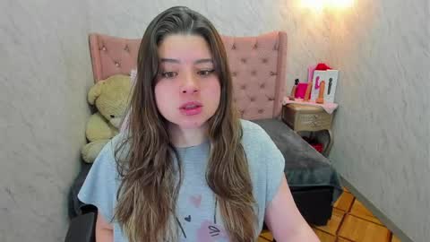 Snapshot of lianngrace chatting on 06-11-26, 02:04 Grace online show from 06-11-26, 02:04