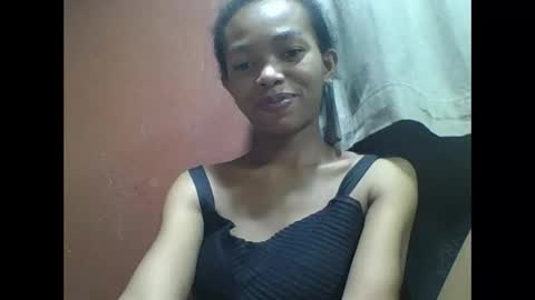 liaraisha online show from 12-04-25, 04:11