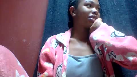 Snapshot of liaraisha chatting on 06-11-26, 02:44 liaraisha online show from 06-11-26, 02:44
