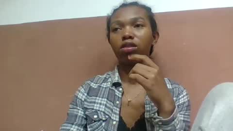 Snapshot of liaraisha chatting on 07-26-26, 05:15 liaraisha online show from 07-26-26, 05:15