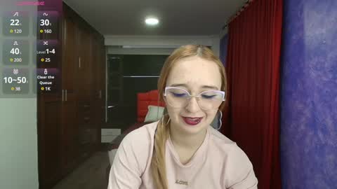 Lia Roberts online show from 12-28-24, 12:03