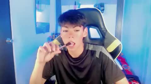 LIAR online show from 05-15-26, 11:23