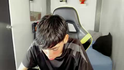 LIAR online show from 06-11-26, 07:12