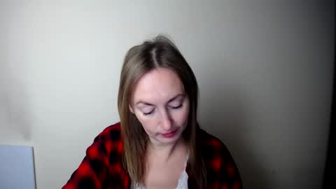 Snapshot of liasais_ chatting on 12-15-25, 09:13 Lia online show from 12-15-25, 09:13