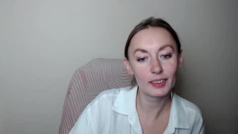 Lia online show from 02-19-26, 07:48