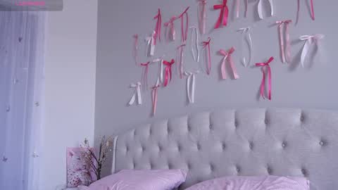 Lia online show from 02-23-26, 03:26