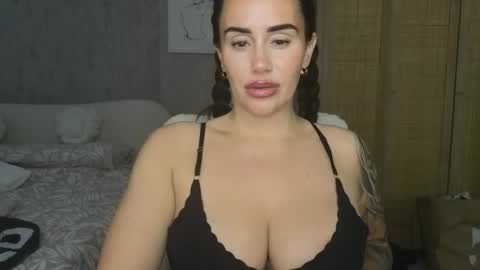 Libby online show from 10-25-25, 08:22