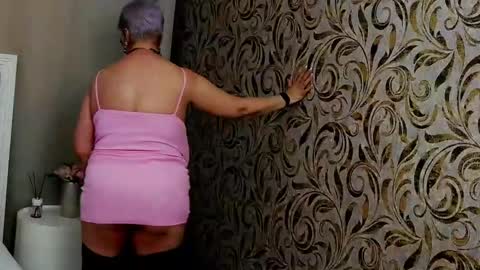 Snapshot of libely chatting on 02-17-25, 01:21 Libely online show from 02-17-25, 01:21