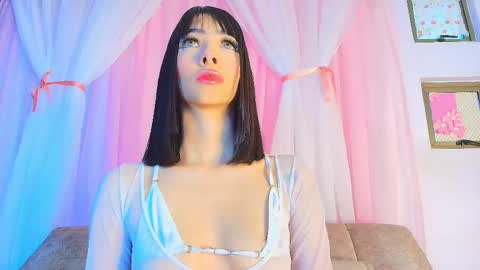 Valentina Hall online show from 03-12-26, 11:38