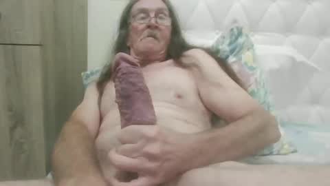 Snapshot of lickittostickit chatting on 01-03-25, 04:44 lickittostickit online show from 01-03-25, 04:44