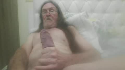Snapshot of lickittostickit chatting on 01-17-25, 05:32 lickittostickit online show from 01-17-25, 05:32