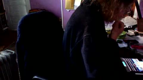 Snapshot of lickyouryoni chatting on 10-05-25, 03:10 LickYourYoni online show from 10-05-25, 03:10