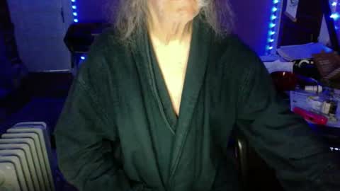 LickYourYoni online show from 11-27-25, 04:09