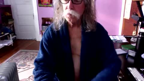 Snapshot of lickyouryoni chatting on 04-25-26, 03:53 LickYourYoni online show from 04-25-26, 03:53