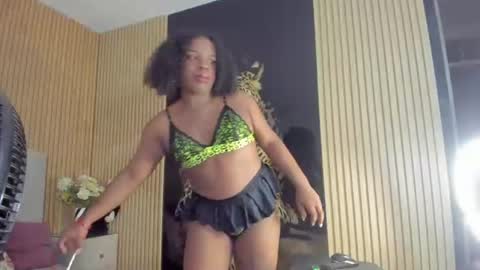 licy online show from 06-20-26, 07:38
