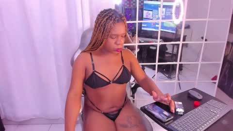 licyevans1 online show from 09-16-25, 07:04