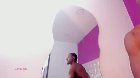 Snapshot of lievelinng chatting on 09-17-25, 12:40 lievelinng online show from 09-17-25, 12:40