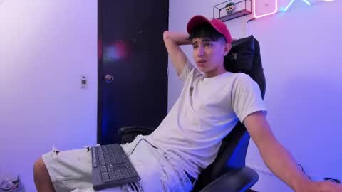 Jhonatan online show from 04-28-26, 07:19