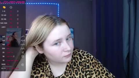 light_lunaa online show from 11-20-25, 02:50