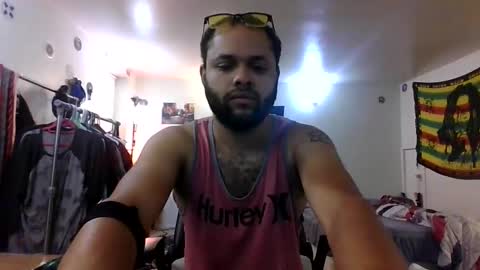 Snapshot of lightskinned666 chatting on 10-05-25, 04:49 lightskinned666 online show from 10-05-25, 04:49